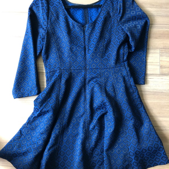 Forever 21 blue geo pattern short dress size L - Picture 2 of 4